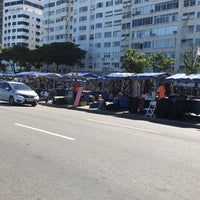 Photo taken at Feira Avenida de Copacabana by Leandro S. on 1/31/2018
