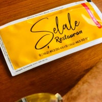 Photo prise au Şelale Restoran par Alper T. le9/16/2022