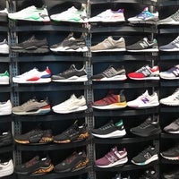 foot locker dc shoes