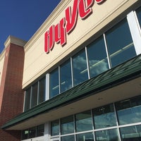 Photo taken at Hy-Vee by Dave S. on 4/25/2016