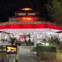 Photo taken at In-N-Out Burger by Karen on 1/29/2024