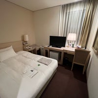 Photo taken at Hotel Granvia Osaka by Sha F. on 10/1/2023