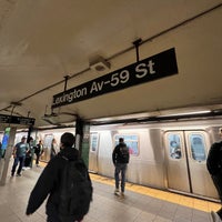 Photo taken at MTA Subway - Lexington Ave/59th St (4/5/6/N/R/W) by Sha F. on 10/14/2022