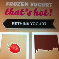 5/1/2013 tarihinde Nikica G.ziyaretçi tarafından Twist Frozen Yogurt &amp;amp; Smoothies'de çekilen fotoğraf