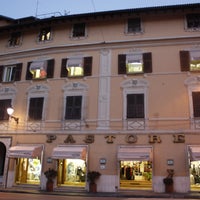 Pastore Gaudenzio Abbigliamento dal 1894 di Viviana e Luciana Pastore e C.  Sas - 4 consigli da 5 visitatori
