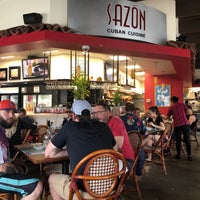 2/15/2020 tarihinde Anne F.ziyaretçi tarafından Sazon Cuban Cuisine'de çekilen fotoğraf