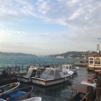 Foto diambil di Beybalık Restaurant &amp;amp; Sazende Fasıl oleh Cumhur G. pada 5/26/2017