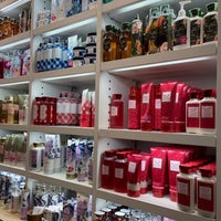 Photo taken at Bath &amp;amp; Body Works by Andrea M. on 9/23/2022