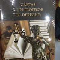 Photo taken at Librería Porrúa by Juan Carlos on 11/26/2018