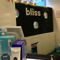 Photo taken at Bliss Spa by Mariam A. on 7/5/2012
