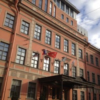 Das Foto wurde bei Vedensky Hotel von ✨ Olga ✨ ♠. am 4/25/2013 aufgenommen