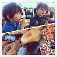 Photo taken at Yum Yum Donuts by Bradley P. on 10/5/2014