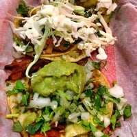 3/19/2013에 RTWgirl A.님이 Los Tacos에서 찍은 사진