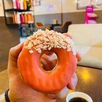 Photo taken at Dunkin&amp;#39; Donuts دانكن دونتس by AHMAD T. on 10/21/2021