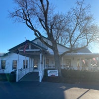 2/19/2022 tarihinde Jeff T.ziyaretçi tarafından Applewood Farmhouse Restaurant &amp;amp; Grill'de çekilen fotoğraf