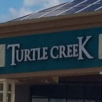 Das Foto wurde bei Turtle Creek Mall von Melissa M. am 4/29/2018 aufgenommen