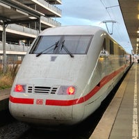 Photo taken at Bahnhof Hamburg-Altona by はちまん on 9/18/2022