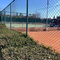 Снимок сделан в Marousi Tennis Club пользователем Vassilis T. 2/19/2022