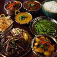 Foto tirada no(a) The Nepalese Kitchen por Eloise O. em 11/20/2014
