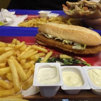 Photo taken at Burger King by Nusret Y. on 1/14/2015