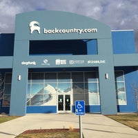 รูปภาพถ่ายที่ Backcountry.com Retail Store โดย Jeffrey W. เมื่อ 1/3/2018