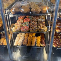 Photo taken at Winchell&amp;#39;s Donuts by Carlos J. on 8/17/2022