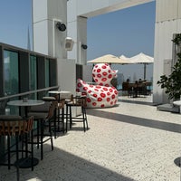 Das Foto wurde bei SLS Dubai Hotel &amp;amp; Residences von 🧜🏻‍♀️ am 4/27/2024 aufgenommen