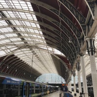 Photo taken at Platform 6 (Heathrow Express) by hity on 6/26/2019
