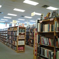 Photo taken at Half Price Books by Darian S. on 2/7/2013