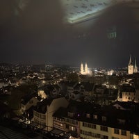 รูปภาพถ่ายที่ Jules Verne Panorama Bar โดย Harrolf H. เมื่อ 4/8/2023