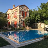Photo taken at Zeytin Konak Hotel by Aysenur B. on 6/18/2020