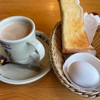 Photo taken at Komeda&amp;#39;s Coffee by くろえ レ. on 4/9/2021