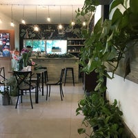 3/26/2018 tarihinde Orlee A.ziyaretçi tarafından Loretta Cafetería'de çekilen fotoğraf