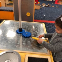 Foto diambil di DuPage Children&amp;#39;s Museum oleh Ileana I. pada 4/14/2019