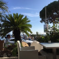 Das Foto wurde bei JW Grill Cannes von Abdulaziz am 8/26/2018 aufgenommen