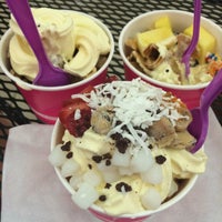 Das Foto wurde bei You Say When Yogurt Shoppe At Westshore Plaza von Kenneth L. am 10/19/2015 aufgenommen