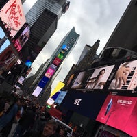 Снимок сделан в The Gallivant Times Square пользователем Fahedan 10/27/2018