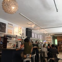10/4/2017에 Wikyu P.님이 Artopolis Cafe에서 찍은 사진