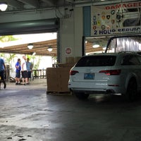 5/13/2017 tarihinde Michael B.ziyaretçi tarafından Miami Auto Spa Hand Car Wash'de çekilen fotoğraf