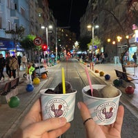 10/29/2022 tarihinde Berker P.ziyaretçi tarafından Dondurmacı Yaşar Usta Kadıköy'de çekilen fotoğraf