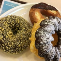 Photo taken at Mister Donut by つまっし on 2/6/2019