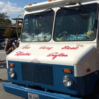Photo taken at big gay ice cream truck by Laura H. on 10/21/2014