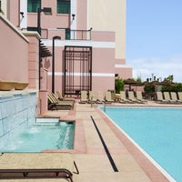 รูปภาพถ่ายที่ Embassy Suites by Hilton Orlando Lake Buena Vista South โดย Embassy Suites by Hilton Orlando Lake Buena Vista South เมื่อ 1/21/2014