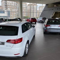 Photo taken at Audi | Özön Otomotiv by YCL on 6/19/2020