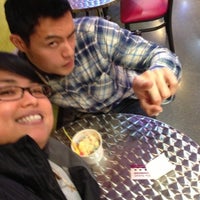 Photo taken at Blu Berry Frozen Yogurt by Therese U. on 12/2/2012
