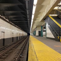 Photo taken at MTA Subway - 145th St (A/B/C/D) by Ze on 4/18/2021