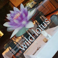 11/15/2013にWild Lotus Restaurant &amp;amp; BarがWild Lotus Restaurant &amp;amp; Barで撮った写真