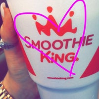 Photo taken at Smoothie King by Janeth 💗 S. on 5/30/2015