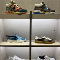 gucci la roca village outlet