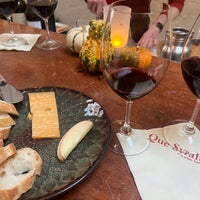 Photo taken at Que Syrah by Brandi O. on 10/29/2022